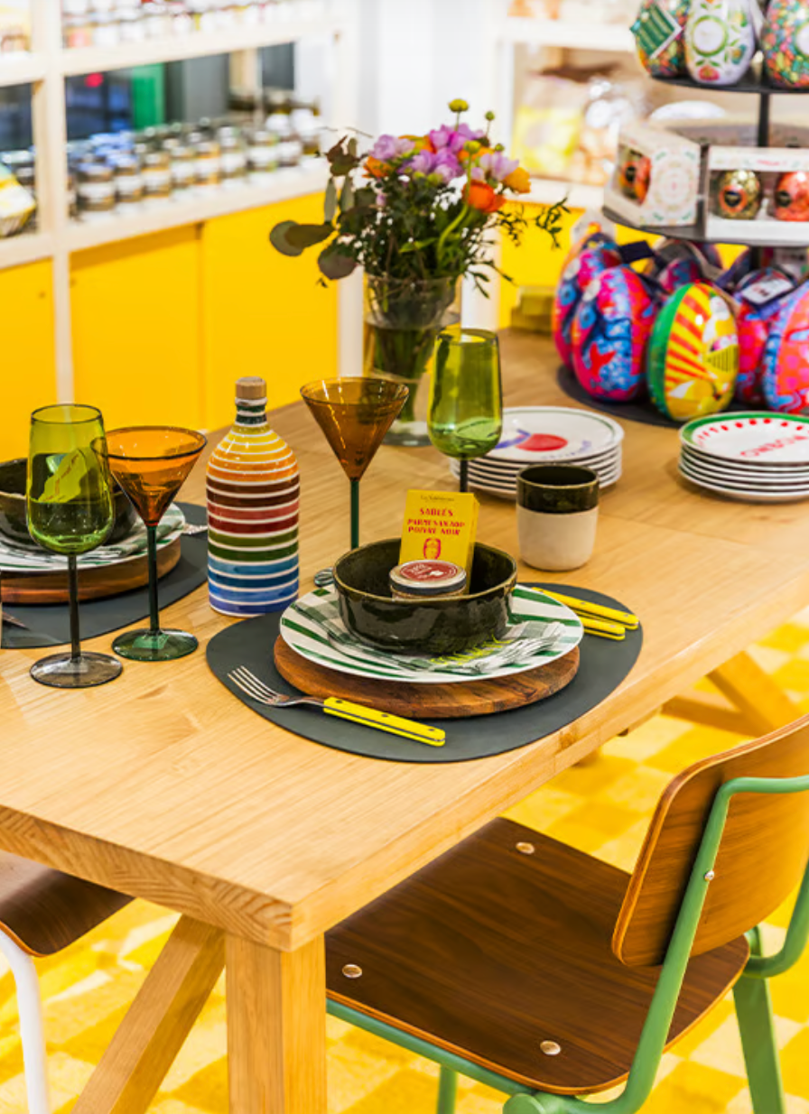 Bowl painting workshop at Barkers and Brothers 🐾 - Wednesday 10/04