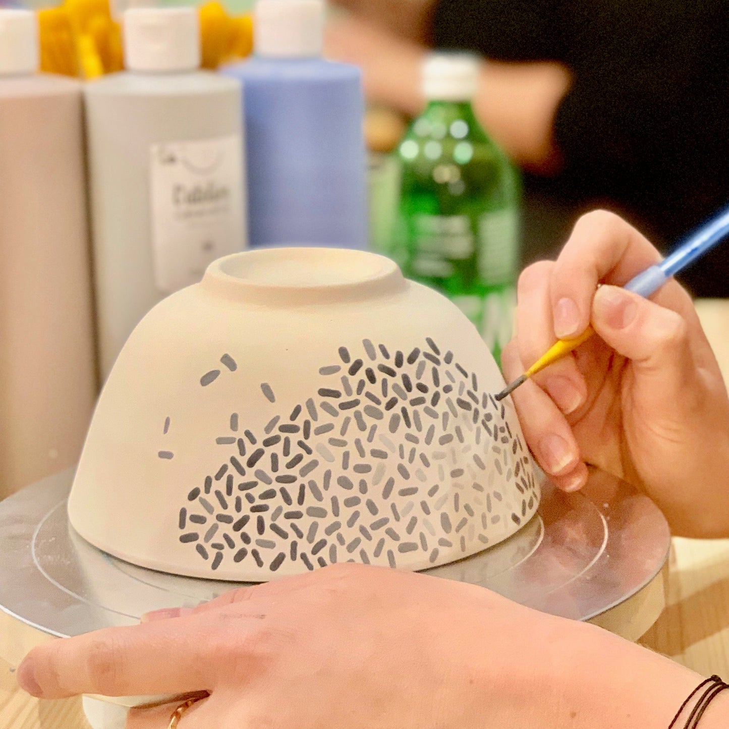 Session libre de peinture sur céramique jusqu'à taille L - Paris 17