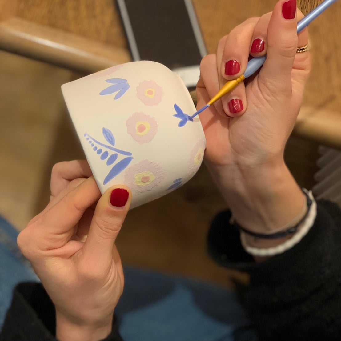 Session libre de peinture sur céramique jusqu'à taille L - Paris 17