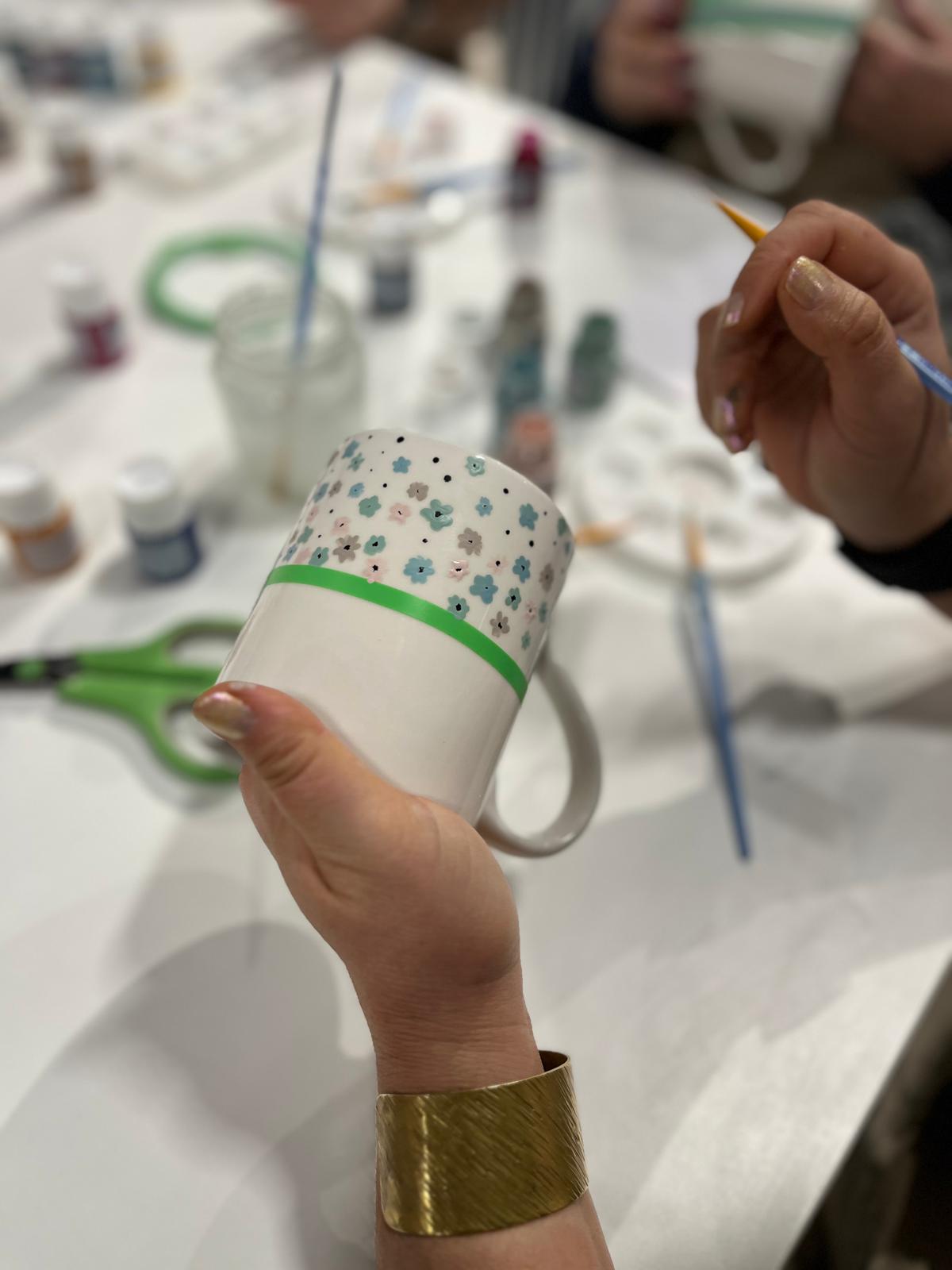 ☕️ Atelier de peinture sur mug émaillé - Marché de Noël de La Villette