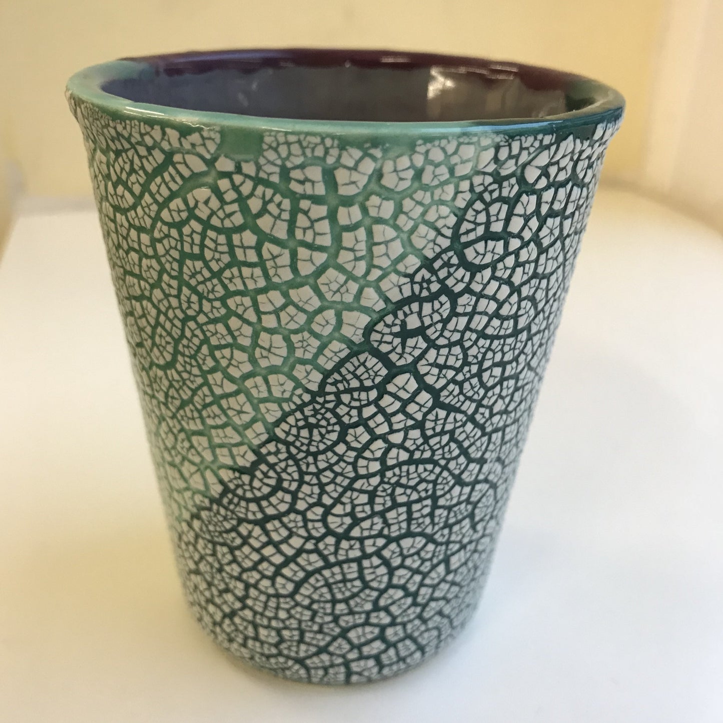 Ceramic paint - White flake effect (cracked)
