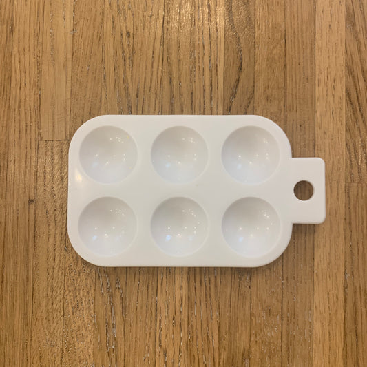 6-Hole Plastic Paint Palette