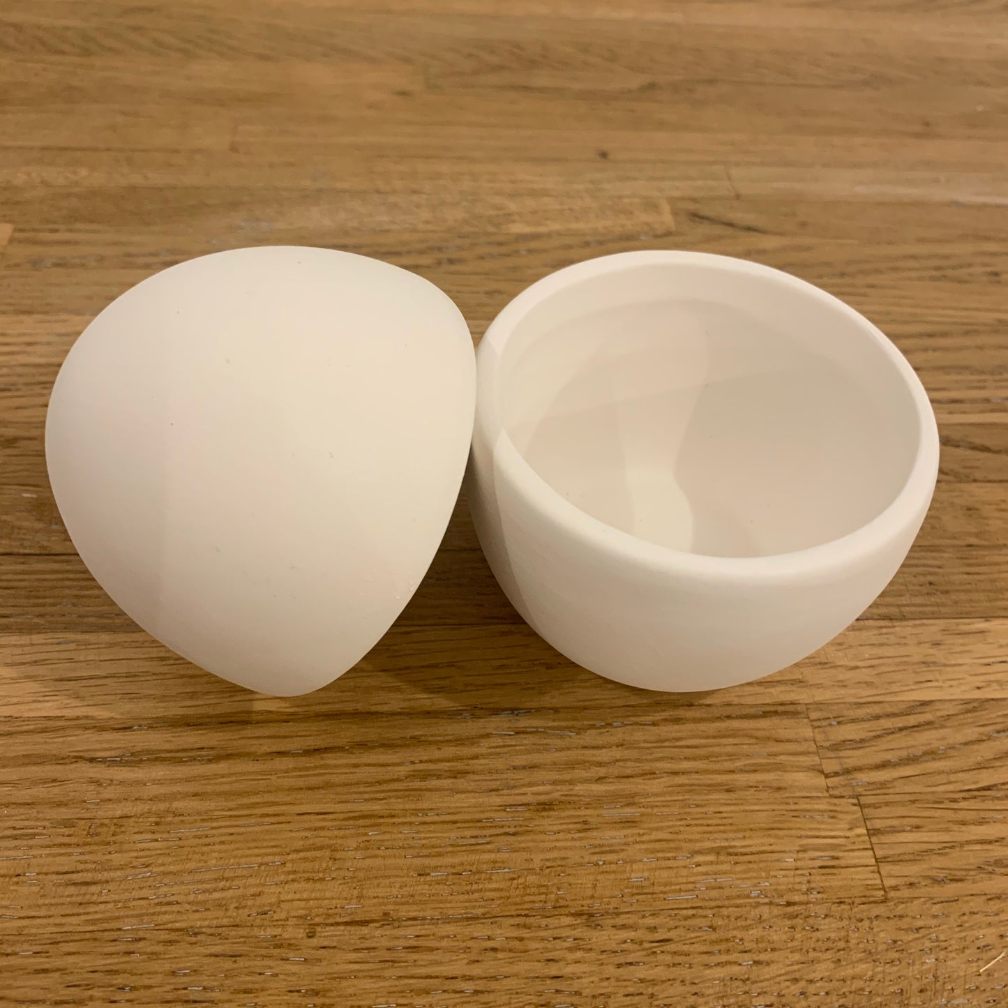 Ceramic to decorate - Egg box