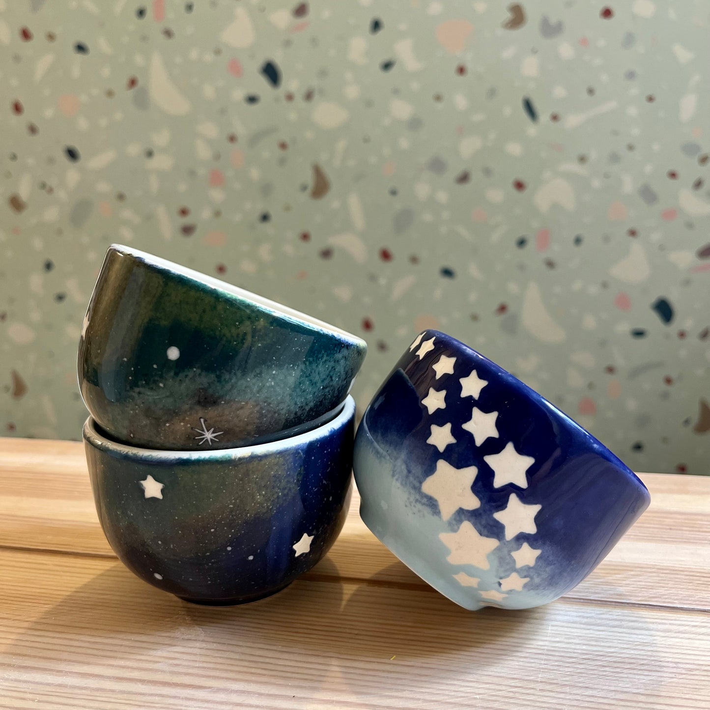 Box Peinture sur céramique - Deux bolées au motif galaxie (avec cuisson)